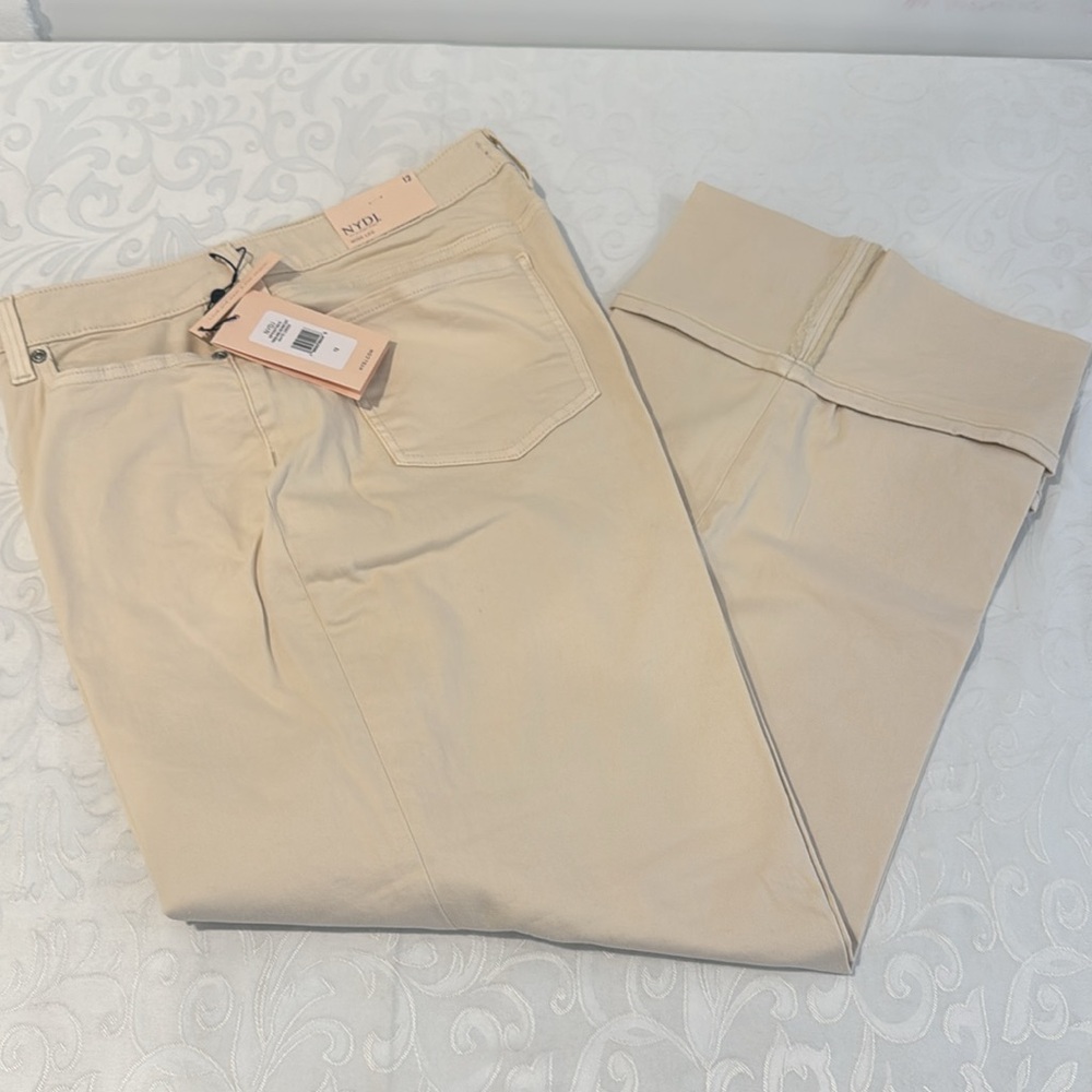 NYDJ Wide Leg Jeans. Ladies Size 12 - Picture 6 of 16
